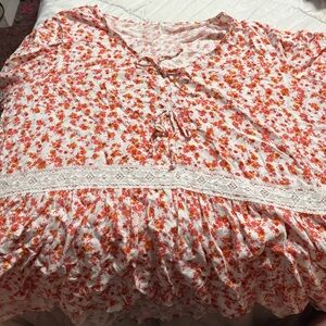 Maurices 2X sized women’s blouse